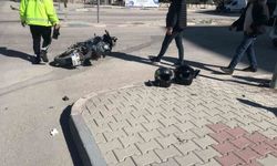 Konya'da SUV tipi araç ile motosiklet çarpıştı: 2 yaralı