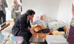 Kula Kaymakamı Altuntaş'tan asırlık çınarlara vefa ziyareti