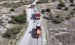 Kula'da 35 kilometrelik yol yenileniyor