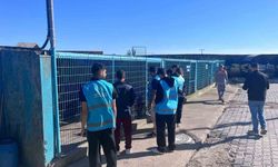 Kuşcenneti KYK öğrencilerinden sokak hayvanlarına destek