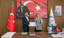 Muğla'da okul yöneticilerine başarı belgeleri takdim edildi