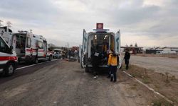 Nevşehir'de otomobiller çarpıştı: 7 yaralı