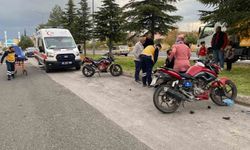 Niğde'de motosikletler kafa kafaya çarpıştı: 2 yaralı