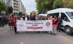 Niğdeliler, Dünya Yaşlılar Günü'nde yürüdü