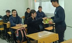 Öğrencilerden öğretmenlerine 'sağlıklı nefes' ikramı