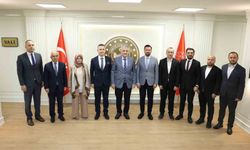 Öğrencilere başarı ödülü, ailelere bebek desteği
