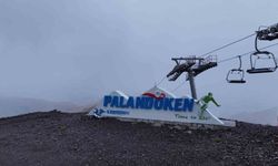 Palandöken'de kar yağışı etkili oluyor