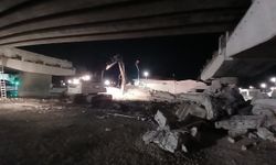 Reşadiye Viyadüğü'nde yıkım çalışmaları gece gündüz devam ediyor