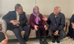 Sağanakta mazgal temizleyen duyarlı kadına Vali Usta'dan teşekkür