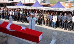 Silahlı kavgada vurularak hayatını kaybeden polis memuru son yolculuğuna uğurlandı