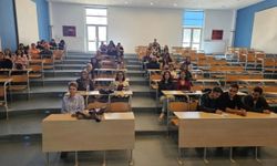 Sinop'ta geleceğin sağlıkçılarına kariyer rehberliği