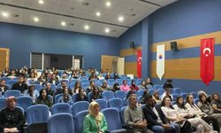 Sinop'ta gençler sağlıklı ilişkiler konusunda bilinçlendirildi