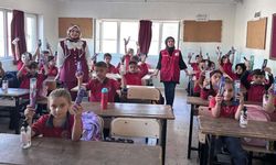 Şırnak'ta öğrencilere hijyen kitleri dağıtıldı