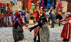 Soğuk havaya rağmen Frig Vadisi'ne ziyaretçi akını