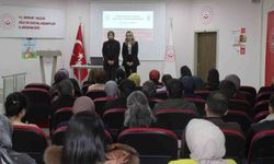 Sosyal hizmet personeline psikolojik destek eğitimi verildi