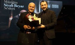 Ünlü piyanist Bursa'da müzikseverlerle buluştu
