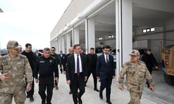 Vali Aydın Baruş'tan Karayazı'ya çıkartma: Çalışmaları yerinde inceledi
