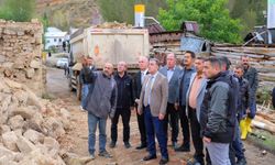 Vali Eldivan Heybetepe'deki yangın bölgesinde incelemelerde bulundu