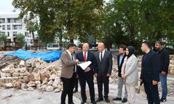 Vali Küçük, Arkeoloji Müzesi inşaatında incelemelerde bulundu