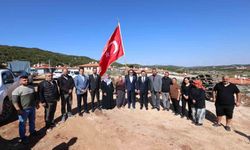 Vali Masatlı, Kışlak Mahallesi'nde al bayrakla karşılandı