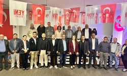 YENİ Parti Kula'da Esen Çınar yeniden başkan