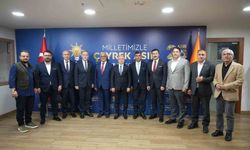 Yenişehir'de iki meclis üyesi daha Ak Parti saflarına katıldı