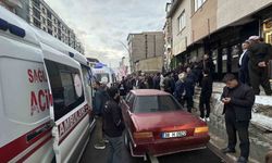 Yüksekova'da sokak ortasında taşlı sopalı kavga: 4 kişi yaralandı