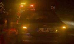 Zonguldak'ta iki araç kavşakta çarpıştı