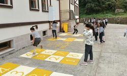 RTEÜ Halk Dansları Topluluğu’ndan "Minik Adımlar Okul Bahçesinde" projesi