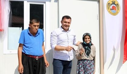 Fatma teyzelerin yeni evleri teslim edildi