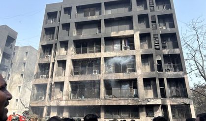 Hindistan’da yolcu uçağının kalkıştan saniyeler sonra düştüğü belirlendi