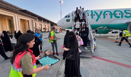 Riyad’dan Rize’ye gerçekleşen ilk uçuş için karşılama töreni düzenlendi