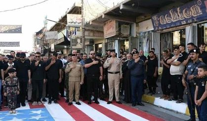 ABD bayrağına basan Iraklı subaylara disiplin cezası