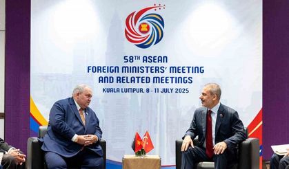 Dışişleri Bakanı Fidan, Papua Yeni Gine Dışişleri Bakanı Justin Tkachenko ile görüştü