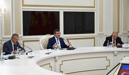 Cumhurbaşkanı Yardımcısı Yılmaz, Kırgızistan Bakanlar Kurulu Başkanı Kasımaliyev ile görüştü