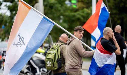 Hollanda’da göçmenlik karşıtı gösterilerde protestocular polisle çatıştı