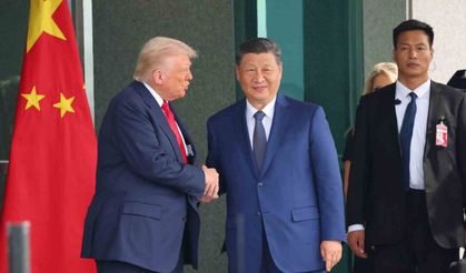 ABD Başkanı Trump, Çin Devlet Başkanı Xi ile Güney Kore’de bir araya geldi