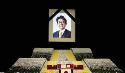 Eski Japonya Başbakanı Abe suikastinin zanlısı, ilk duruşmada suçunu kabul etti