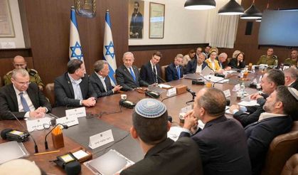 İsrail hükümeti Gazze Şeridi’nde kalıcı barış sağlanmasını öngören Gazze Planı’nın ilk aşamasını onayladı