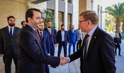 Suriye Devlet Başkanı Eş-Şara, Almanya Dışişleri Bakanı Vadevol’u kabul etti