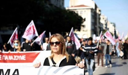 Yunanistan’da hükümetin çalışma saatini uzatma planına karşı ikinci grev