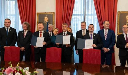 Çekya’da 3 parti koalisyon anlaşması imzaladı