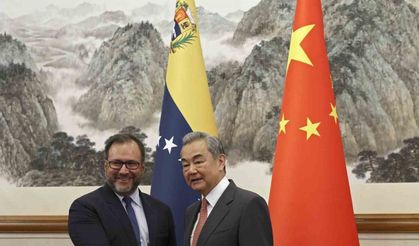 Çin’den Venezuela’ya destek