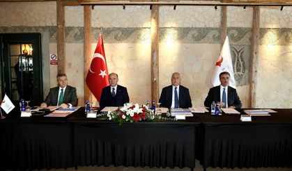 Artvin Valisi Ergün, Düzensiz Göçle Mücadele Toplantısına Katıldı