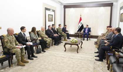 Irak Başbakanı Sudani, CENTCOM heyetiyle Suriye'deki terör örgütü DEAŞ unsurlarının naklini görüştü
