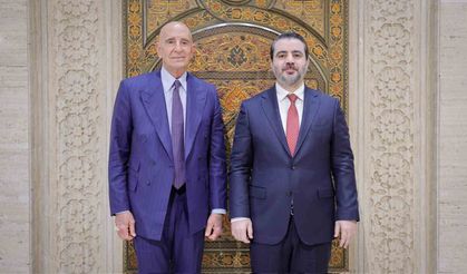 ABD'li Özel Temsilci Barrack, Suriye Dışişleri Bakanı Şeybani ile görüştü