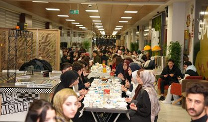 Rize’de “Kampüste İftar” Programı: 500 öğrenci katıldı