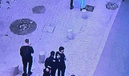 Kıbrıs'ta Rum tarafından çirkin saldırı: Sivillere taş ve patlayıcı madde atıldı