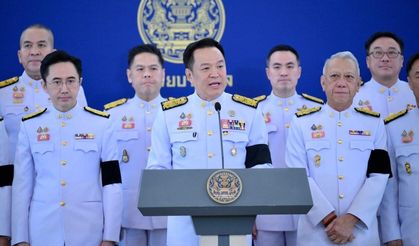 Tayland'da Charnvirakul hükümeti resmen göreve başladı