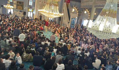 'Sertaç abi ' Rize'de çocuklarla buluştu